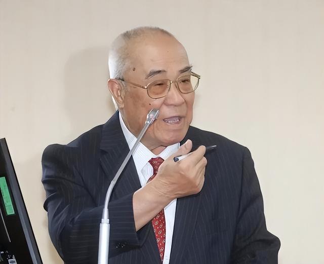 美军火还未抵台，洪秀柱突然表态：大陆告知台当局，祖国势必统一