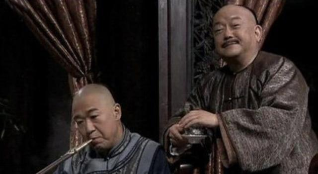 和珅出上联“三斤四两五花肉”，纪晓岚巧对下联，成为了经典佳对