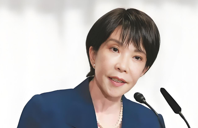 轰炸机直逼东京，特朗普施压，日方提波茨坦公告，给中方最想要的