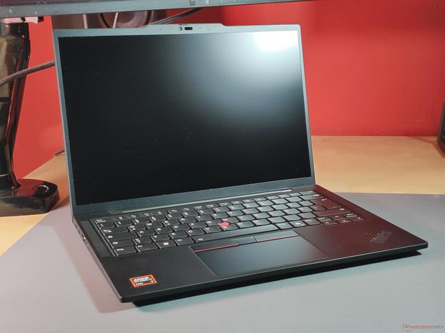 鸮点均衡：ThinkPad T14s AI 2024 锐龙版评测