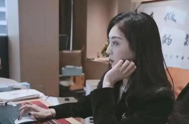 “买英国精子生3娃”的山东女人，8年后现状曝光！如今她后悔不？