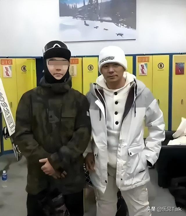 王宝强没想到，和马蓉离婚9年后，自己的一双儿女开始为他争光了