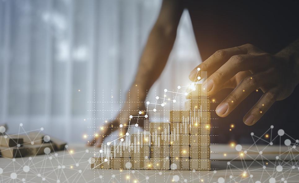 剑英教育合作优势_少儿英语培训行业前景_企业英语培训落地方案