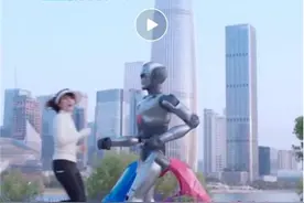 深圳众擎何以“狂奔”？丨机器人进化论①图片