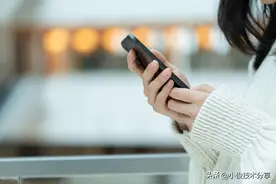 别再清理手机垃圾了，删除这4个地方，手机用多久都不会卡！图片