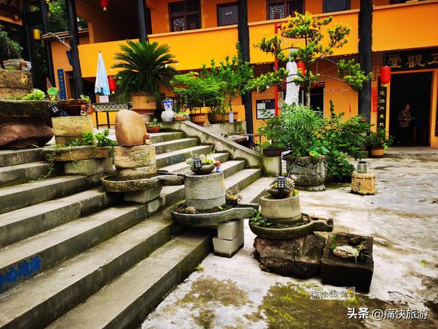 行走自贡：探访富顺东山寺