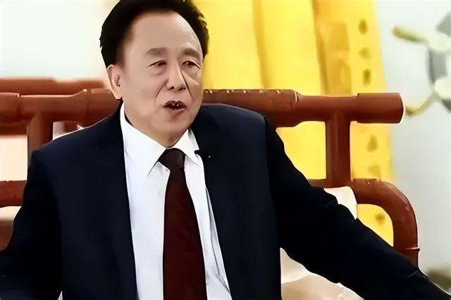 包养10位情妇，睡觉翻牌生下11个私生子，75岁还在拼命生娃！