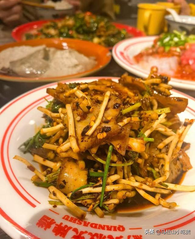 贵阳美景｜烟火气的大排档超下饭！