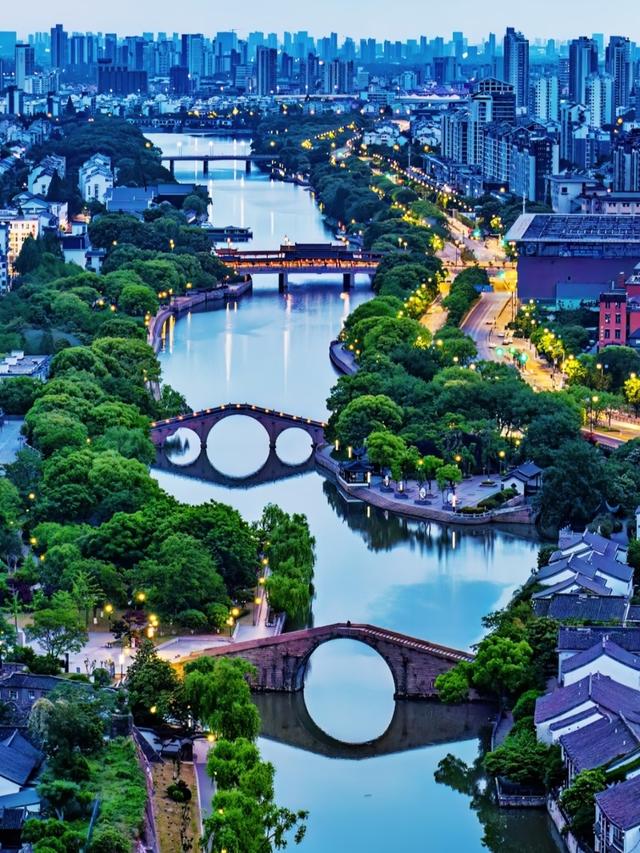 刚刚去了趟苏州，有五个疑问一直不明白，有知道的吗？