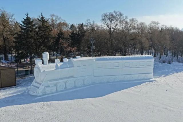 一起走进第38届太阳岛雪博会《欧陆风情》的雪境童话镇