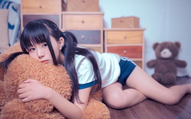 暧昧的女生屏蔽了朋友圈什么意思？别慌，看原因再应对更稳