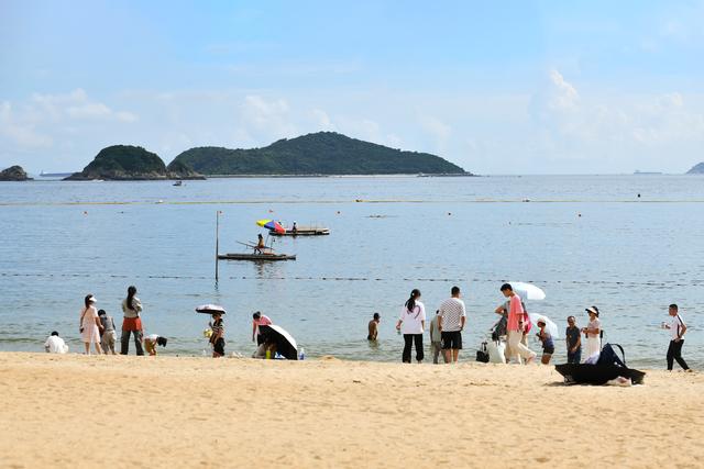 香港浅水湾：跟着“本地向导”打卡“东方夏威夷”