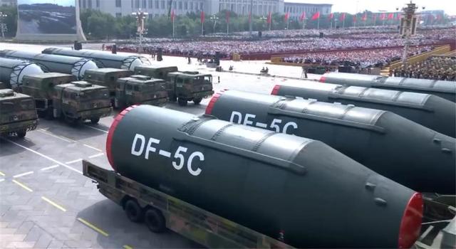 日本砸560亿破坏北京阅兵，人民日报下场，不会再忍，日本听好