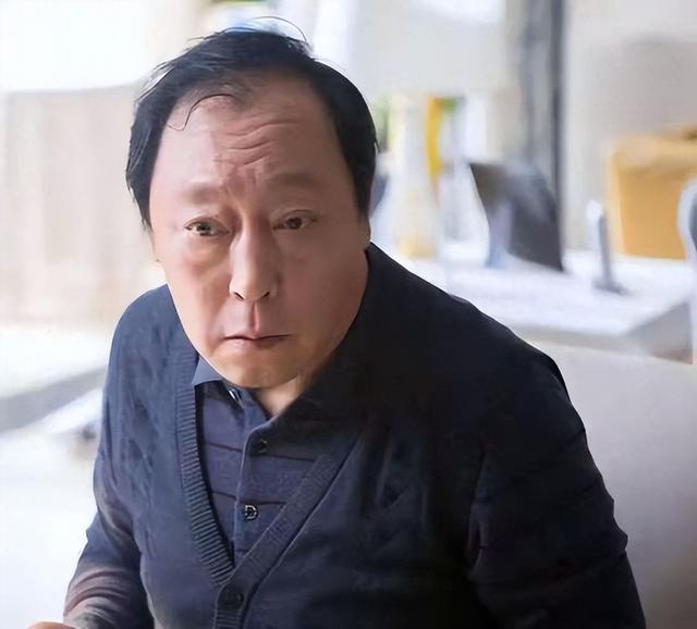 明明演技一般，却被捧成“老戏骨”，这12位演员终于现出原型了？