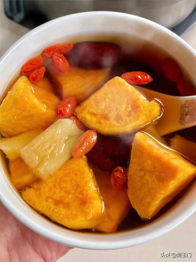 石斛海参花胶乌鸡汤 2026年海参花胶石斛鸡汤功效与作用