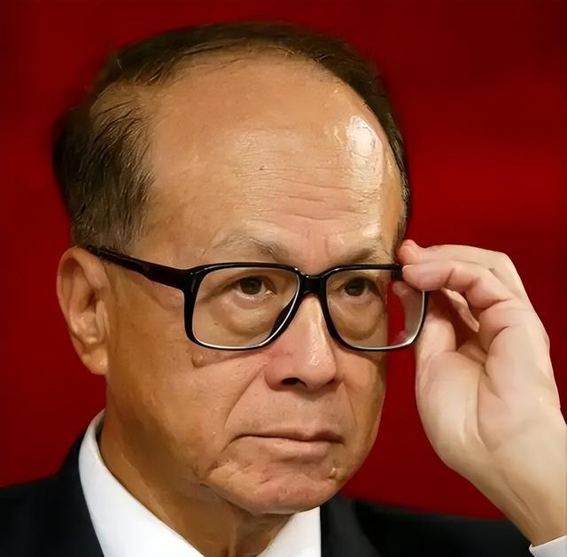 沉默两个月后，中方终于将军，时间只剩2天，李嘉诚恐将卖国