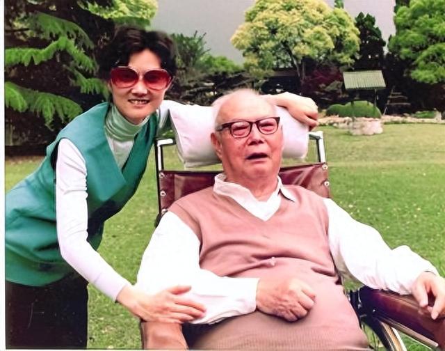 叶剑英孙女叶明子，在故宫办婚礼嫁美国银行家，京城四大名媛之一
