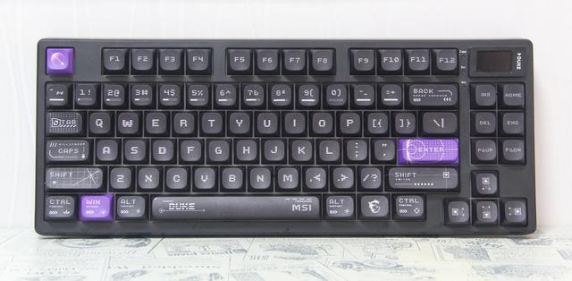 微星GK600W DUKE三模键盘简测：赛博美学与极致手感的完美融合