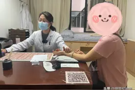 舌苔白厚，脾虚湿盛的信号！一味中药巧搭配，助你祛湿健脾图片