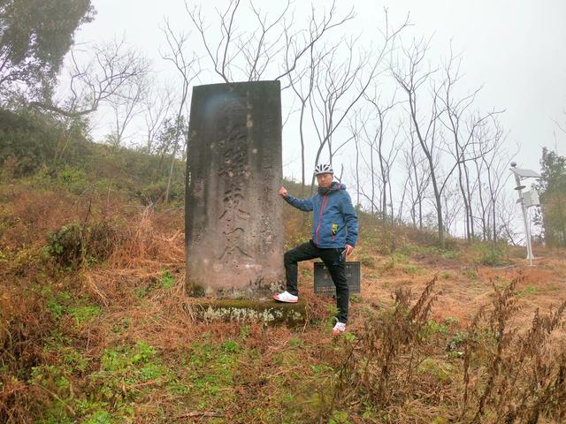 重庆巴南最高峰探秘，云海、古寨，拥有太多的自然奇观与历史古迹