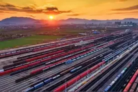 铁路、民航、公路、海运四大运输体系哪个前景更好？与时俱进图片