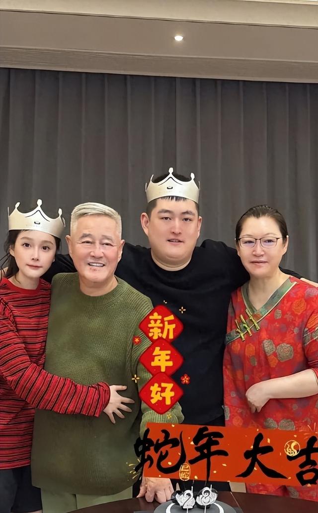 身价上亿有什么用？68岁赵本山如今家庭情况，给中老年人提了个醒