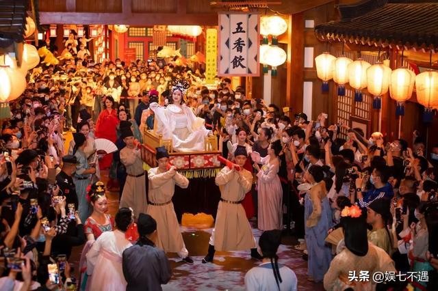 我是南京人，去了西安后发现：西安人跟其他地方的人不太一样