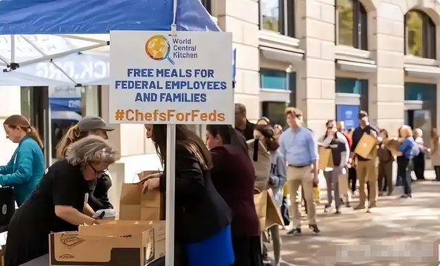 特朗普全民发钱2000刀？钱从哪来？三大难关恐让承诺成空谈