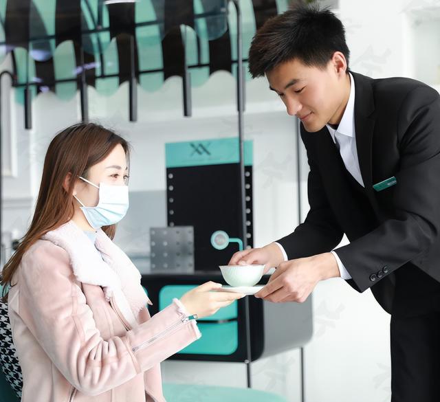 大量韩国游客涌入长春，打着旅游幌子不去旅游不吃美食，为啥来？