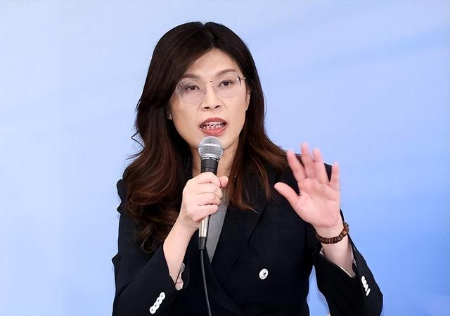 国台办表态，郑丽文出手了，大陆战机出动	，蓝白联手对赖清德还手