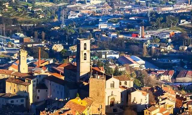 中国又1个大省被盯上，37万外国人赖着不走，还想要长久生活