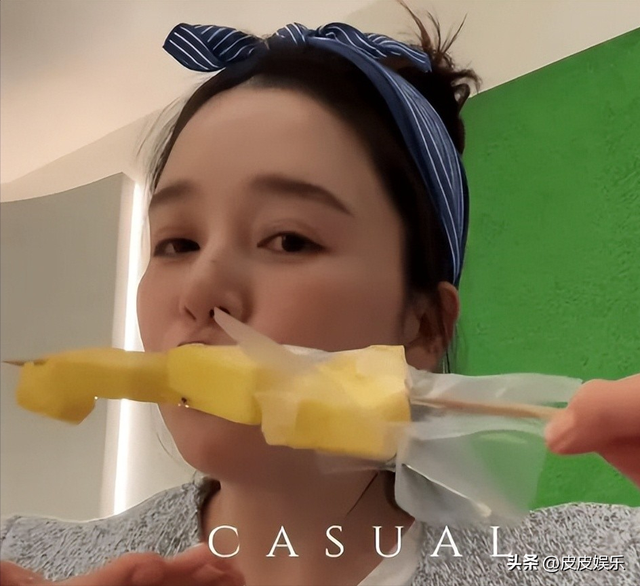 阚清子被曝生出畸形儿并且离世不到24小时，"恶心"的一幕就发生了