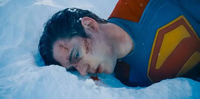 新《超人》的终极难题,是时代的癌症