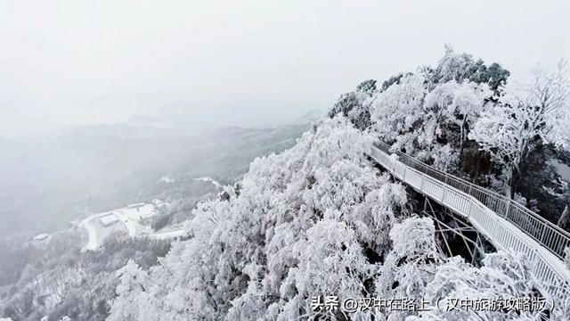 草川子下雪雪雪啦！九鼎山的雪景真的不可错过~