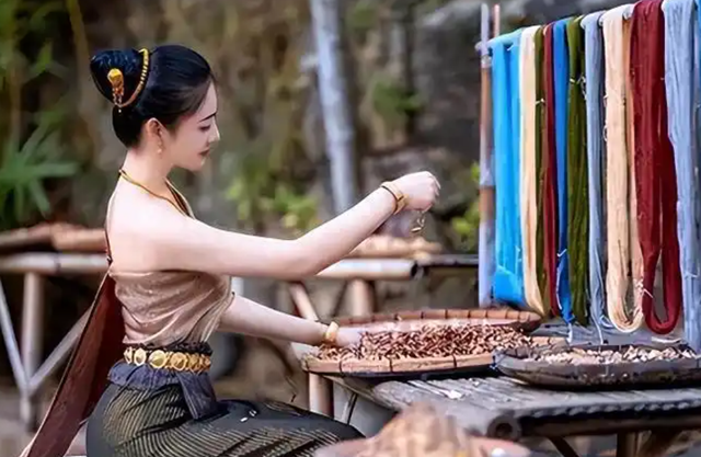 亚洲最穷国家：落后中国30年，女性却很开放，游客去了可以当富豪