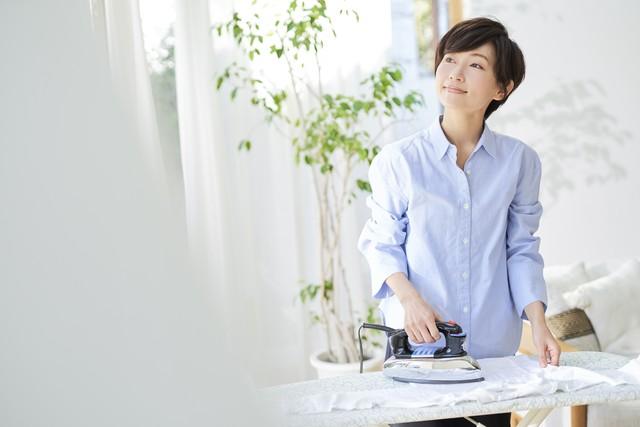 女人让你占这三种便宜，十有八九是喜欢上你了！