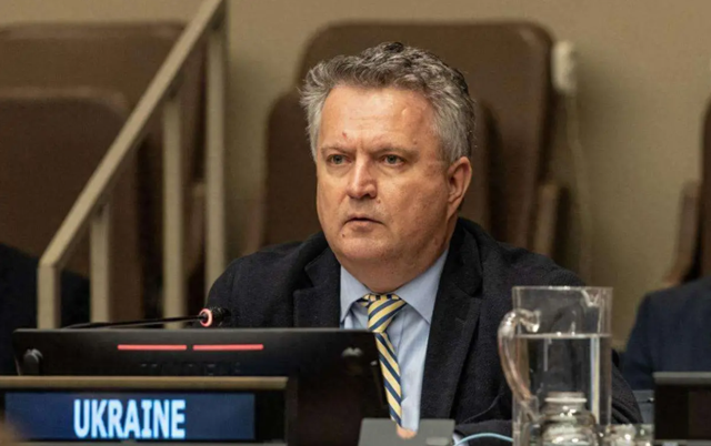 乌方访华回国后	，泽连斯基向全球通告将制裁中方，理由可笑至极