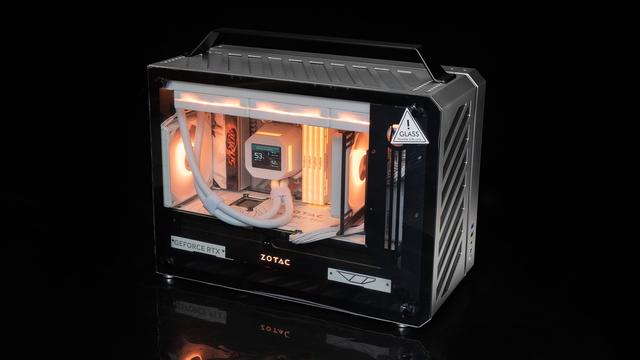 银白顶配，98X3D+技嘉B850M雕妹+索泰RTX 5080+6400C28 96GB装机
