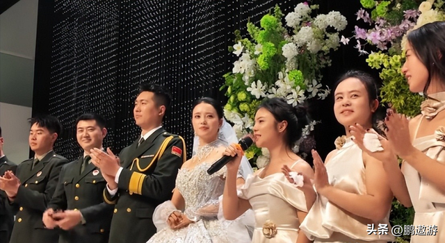 张自轩婚礼现场	，新娘很强势两次拒绝他的亲密动作，岳父实力不菲