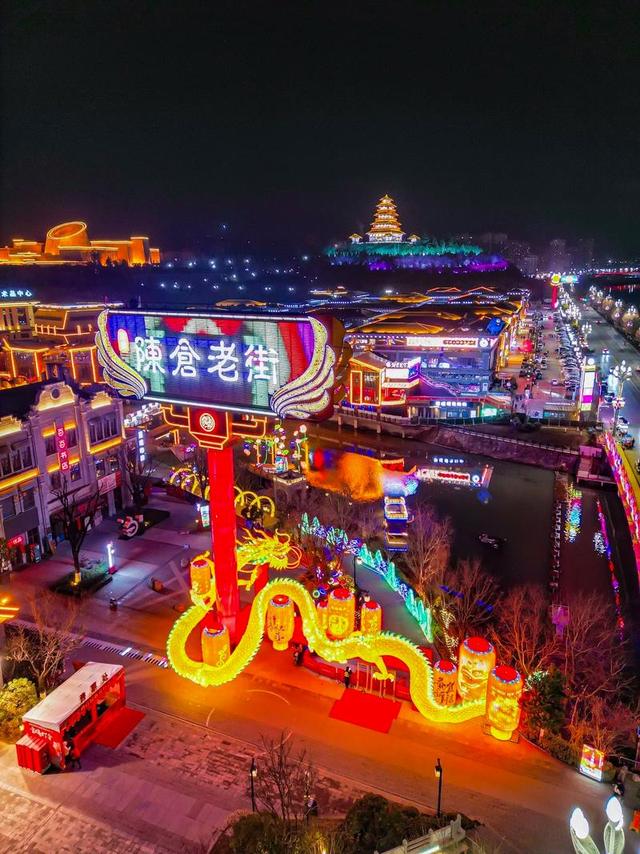 我是铜川人，去了宝鸡和天水，实话实说：这俩陕甘邻城差异真不小