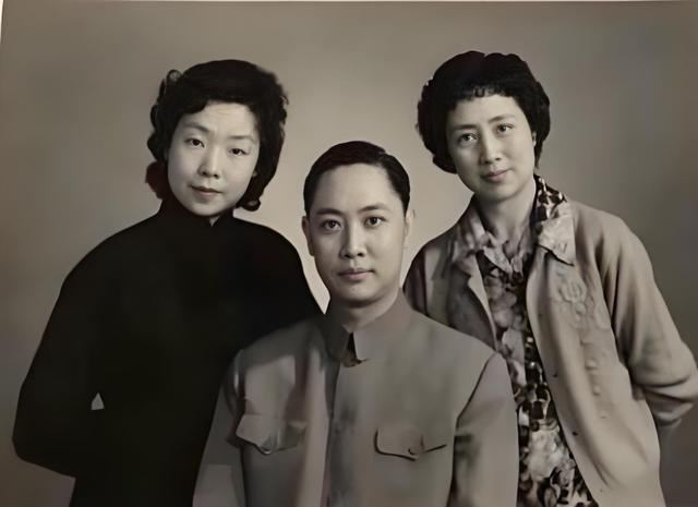 京剧演员谢虹雯：丈夫杨宝森早逝，改嫁张君秋后遭继子继女诟病