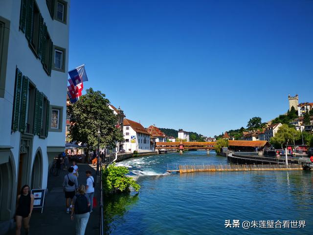 欧洲四国游：瑞士巴塞尔的美丽小镇卢塞恩