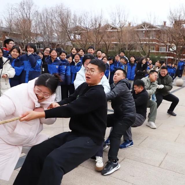 凝心聚力,气拔山河 | 恒德冬季拔河比赛热血开拔!