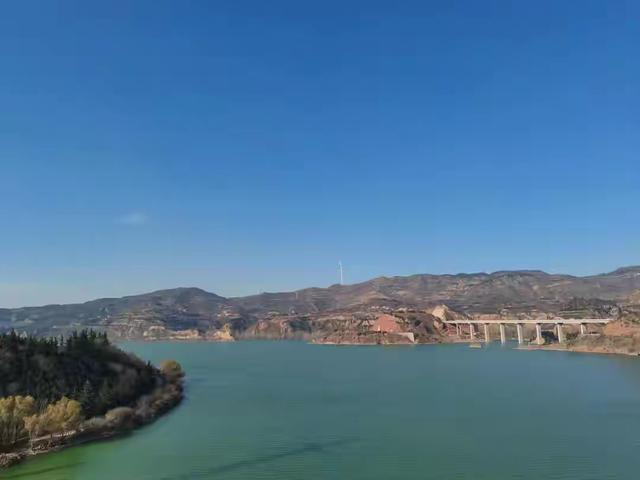 十一月的暖光（散文）