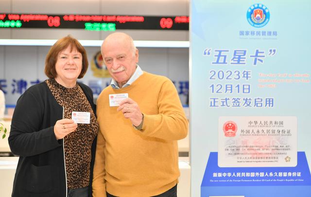 这个世界十分诡异，西方发达国家好像原地踏步等了我们30年