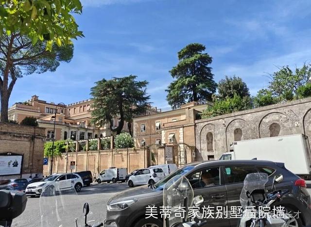 彩色旅图｜西班牙广场追寻《罗马假日》公主与记者骑行的小轮摩托