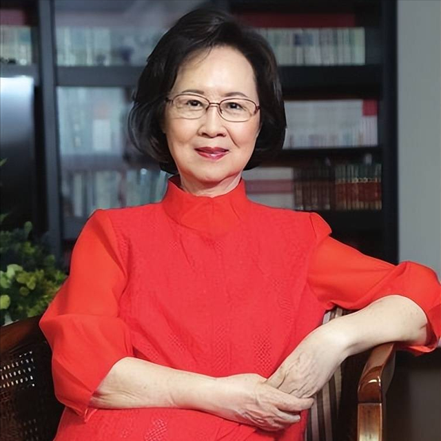 不是抄袭是借鉴？他引爆流量，被行业抵制，如何稳坐编剧界顶流？
