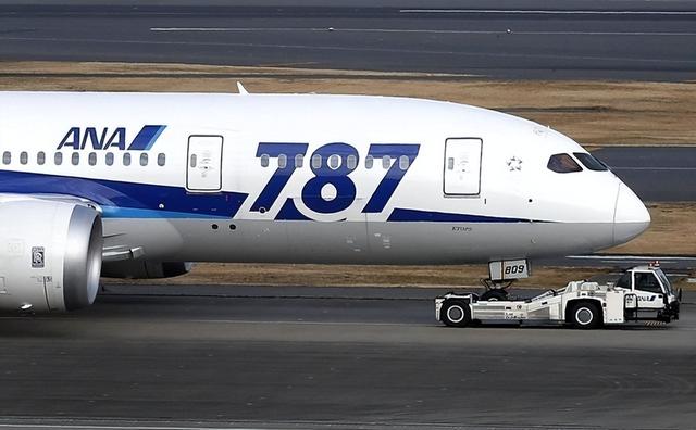 印度飞机起飞30秒坠毁！274人命丧 “要命开关”，波音早知却不改