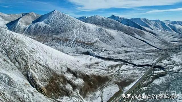 果洛秋境：雪山、湖泊与彩林交织的高原限定风光