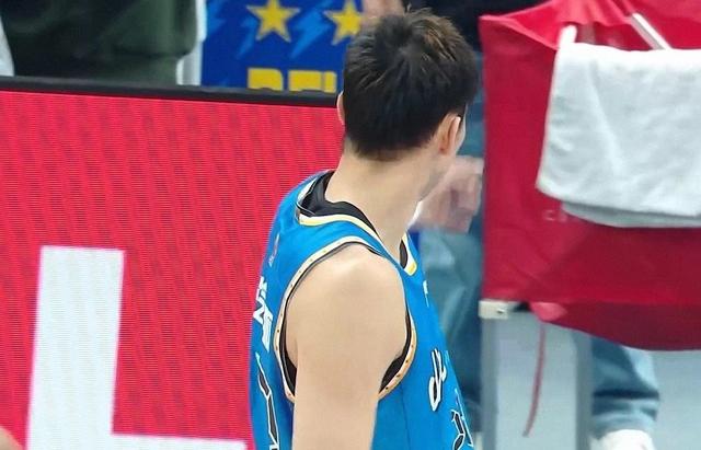 CBA出现首个3连胜队,北京击败辽宁,不是周琦赵睿,他替补得分最高